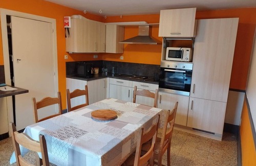 Onhaye Casa | A la sombra de los tilos