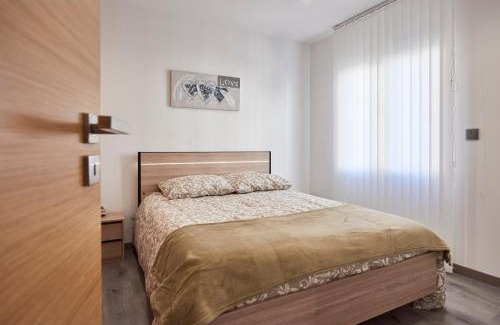 Le Pin Apartamento | A L'Ombre du Pin "6" - Bright T2 near Disneyland and Paris, 1-4 Guests