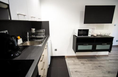 Le Pin Apartamento | A L'Ombre du Pin "7" - Spacious T3 Duplex near Disneyland and Paris, 1-6 Guests