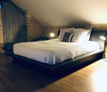 Recloses Casa | A l'orée de la forêt