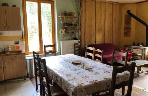 Saint-Sauveur Casa | A l'orée de soi - Maison forestière de la Soie - Eco gîte, chambres d'hôtes, camping au pied des Vosges
