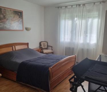 Neuilly-sous-Clermont Casa | A la casa de papel