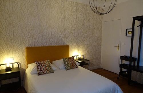 Dax Cama Y Desayuno | A la Vill'Adour