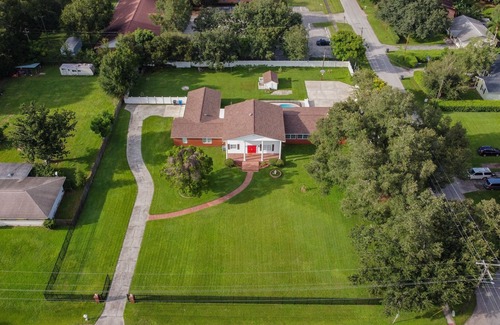 Brandon Casa | A Large Tropical 7 Bedroom Estate by RedAwning