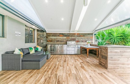 Cranebrook Casa | A Leisurely Three-Bedroom Home in Cranebrook