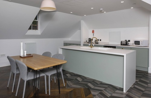 Isle of Lewis Apartamento | Un castillo de lews con capacidad para 4 personas en 2 habitaciones.