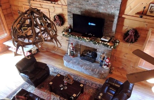 Hendersonville Cabina | ¡Un pedacito de cielo en las montañas Blue Ridge!