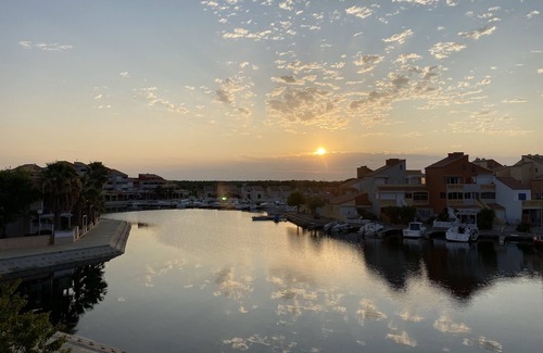 Le Barcares Apartamento | A little corner of paradise overlooking the marine lake Le Barcares