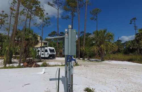Port St. Joe Alquiler De RV | A Little Extra Beachfront RV Lot ~ Lagniappe Shores RV Lot