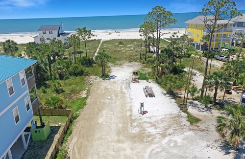 Port St. Joe Alquiler De RV | A Little Extra Beachfront RV Lot ~ Lagniappe Shores RV Lot