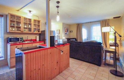 Bar Harbor Casa | A Little Mad Stay
