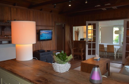 Gibsons Cabina | Una pequeña pieza de Paradise-Waterfront Cottage