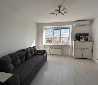 Sukhinovka Apartamento | A Living Room Двокімнатна квартира біля Макдональдса Безконтактне заселення