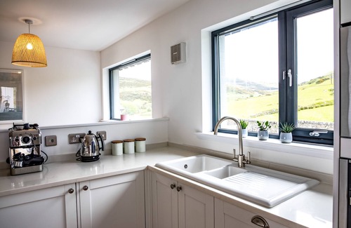 Rhyd-y-clafdy Cabaña | A llyn peninsula that sleeps 4 guests in 2 bedrooms