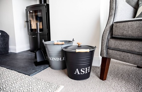 Rhyd-y-clafdy Cabaña | A llyn peninsula that sleeps 4 guests in 2 bedrooms
