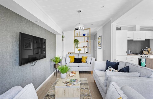Lifton Casa | A lodge that sleeps 6 guests in 3 bedrooms