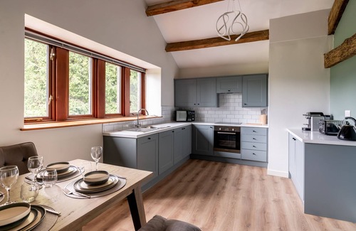 Skipton Cabaña | A long ashes park that sleeps 6 guests in 3 bedrooms