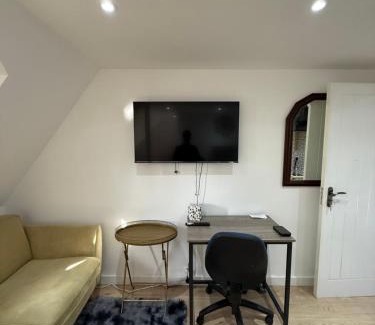 Gooshays Apartamento | A Lovely and Cosy Studio Apartment