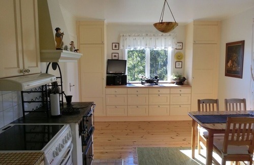Atvidaberg Municipality Cabina | A lovely cottage on Lake Vindommen - it has everything to make your holiday fun!