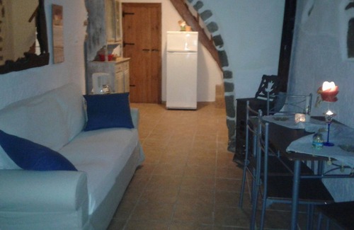 Lefkogeia Casa | Un encantador nido situado en un callejón de la aldea de Lefkogia, 2 km de distancia de 4 playas!