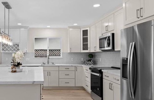 South San Jose Casa | A Luxurious -3BR/2BA- Urban Gem, Sunlit & Smart!