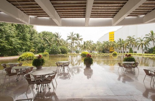 Marina Vallarta Apartamento | A Luxury Adventure at Mayan Palace Puerto Vallarta