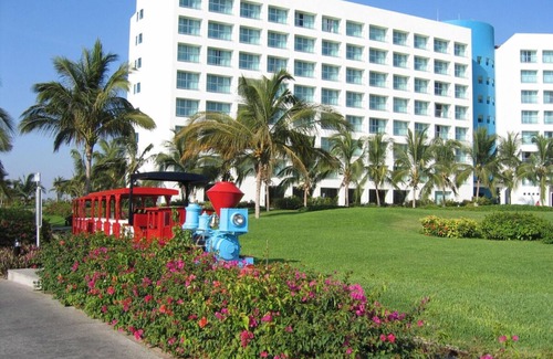 Marina Vallarta Apartamento | A Luxury Adventure at Mayan Palace Puerto Vallarta