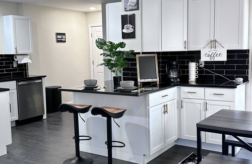 West Columbus Casa | A Luxury Franklinton Beauty, Near Downtown COSI