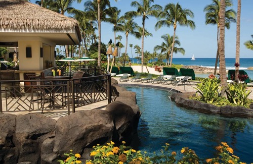 Ko Olina Complejo | A luxury guest room in Marriot's Ko Olina Beach Club in Waipahe Place