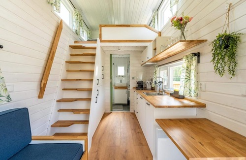 Zeewolde Casa | A luxury tiny house with extra sleeping lodge