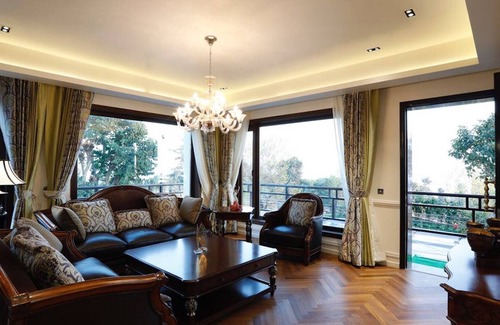 Haridwar Villa | Una majestuosa y lujosa villa Rajasi con vista al Ganges de Wanderlust