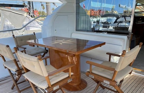 Portimao Alquiler De Eote | A MAR Luxury Yacht for overnight stay