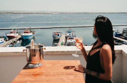 Isola del Borgo Antico Casa | A-mare Exclusive Rooms & Suites