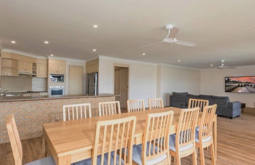 Yamba Casa | A Mariners Cove Yamba