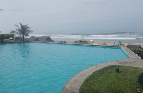 Acapulco Complejo | A Mayan Palace Master Room