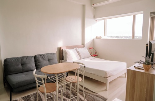 Mandurriao Condominio | A Minimalist Cozy Escape