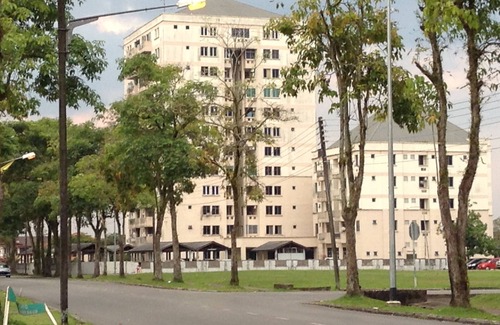 Kampung Stampin Apartamento | Un moderno apartamento en la exótica isla de Borneo
