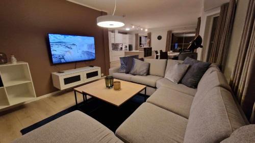 Kvaloya Casa | A Modern Home in Nature's Embrace