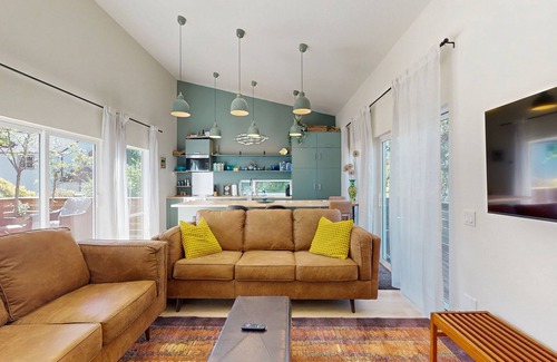 Bainbridge Island Casa | A Modern Island Retreat: Designed for productivity, relaxation, & extended stays