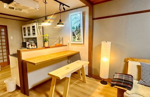 Hida Takayama Onsen Casa | A modern old house with Japanese and Westernstyle / Takayama Gifu
