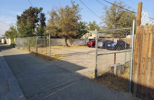 Lancaster Casa | A newly remodeled 1BD&1BR private whole Guest-home to yourself!