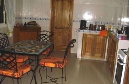 Saly Niakhniakhal Villa | Una villa de aire Niakh Niakhal Saly acondicionado y playa confortable a precios razonables