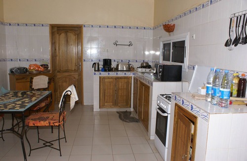 Saly Niakhniakhal Villa | Una villa de aire Niakh Niakhal Saly acondicionado y playa confortable a precios razonables