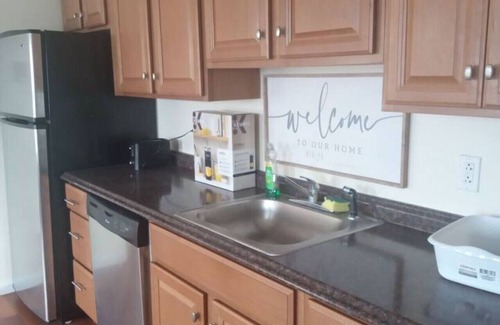 Niskayuna Apartamento | a nice one bedroom free parking