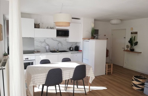 Garrigues Apartamento | In Nimes T3 on Golf, Garden, swimming pool and garage in secure residence