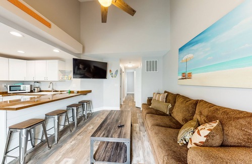 Midtown Ocean City Cabaña | Un par de cabañas con vista a la bahía con cable y wifi gratis: ¡camina 2 cuadras hasta la playa!