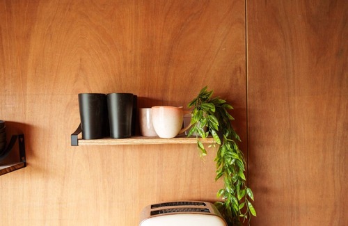 Brighton Casa | A peaceful and centrally-located Own space in rear of garden with own entrance.