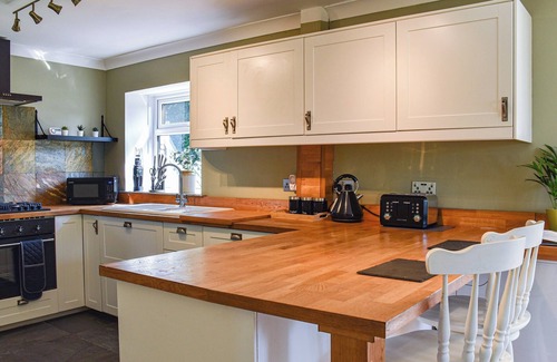 Gowerton Cabaña | Alojamiento de 2 habitaciones en Gowerton, near Swansea