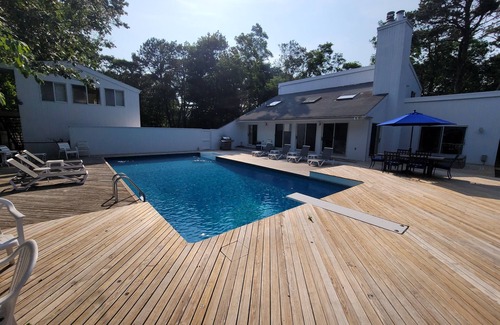 Westhampton Casa | A peaceful place, and close to town.