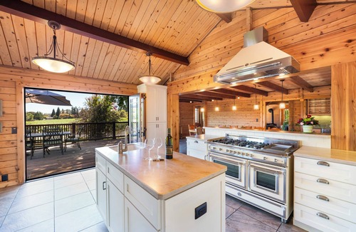 Forestville Casa | A Peaceful Retreat in Wine Country - The Maefield Vineyard House
